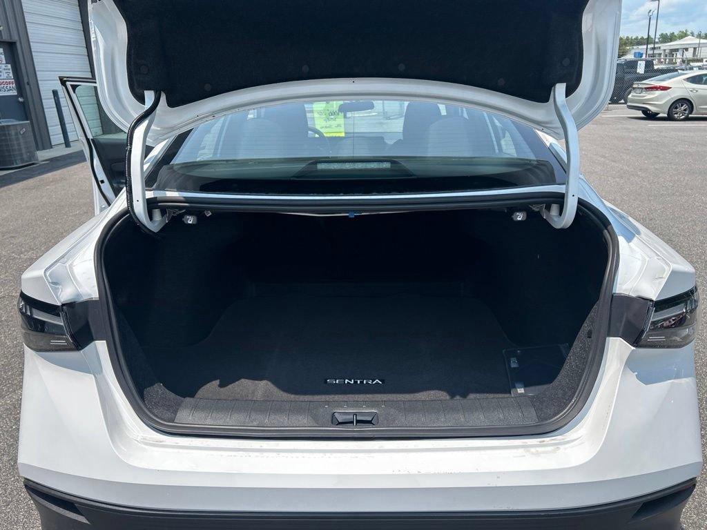 New 2026 Nissan Sentra SV w/ Floor Mat Package FWD image 21