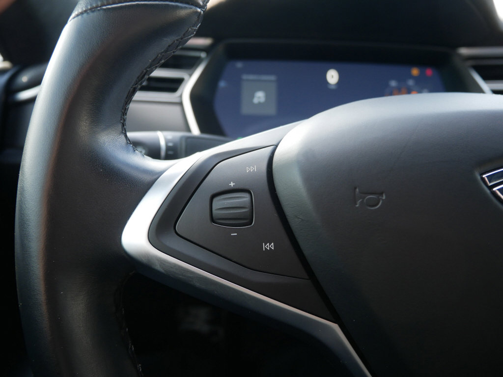 Used 2017 Tesla Model S 75D image 34