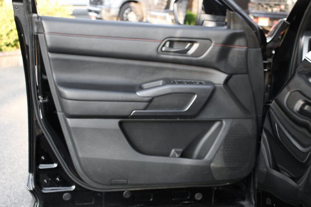 Used 2023 Nissan Pathfinder Rock Creek AWD/4WD image 14