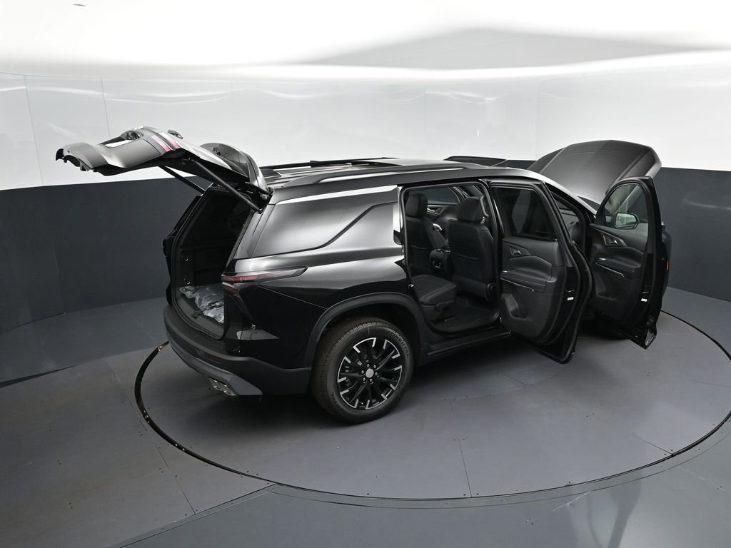 New 2026 Chevrolet Traverse LT w/ Sun and Wheel Package FWD image 49