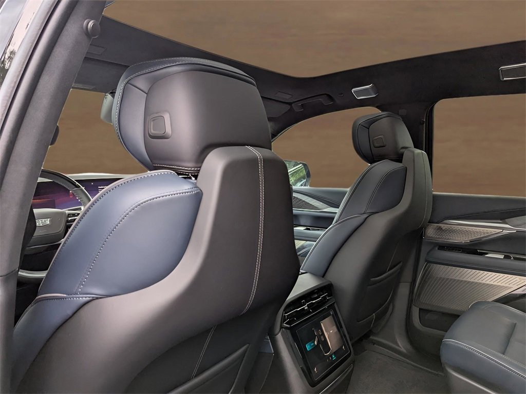 New 2025 Cadillac Escalade IQ Luxury 2 image 14
