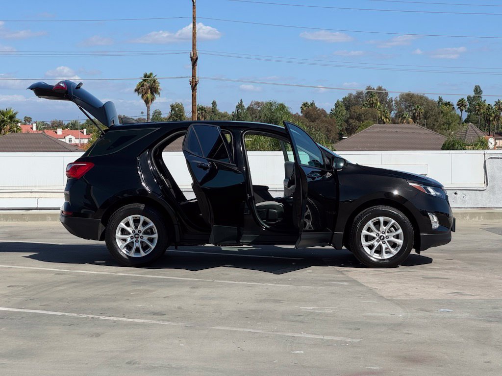 Used 2019 Chevrolet Equinox LS w/ LPO, Blackout Package FWD image 35