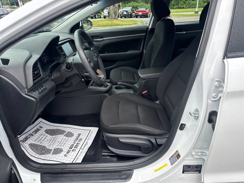 Used 2020 Hyundai Elantra SEL w/ Cargo Package (C1) FWD image 9