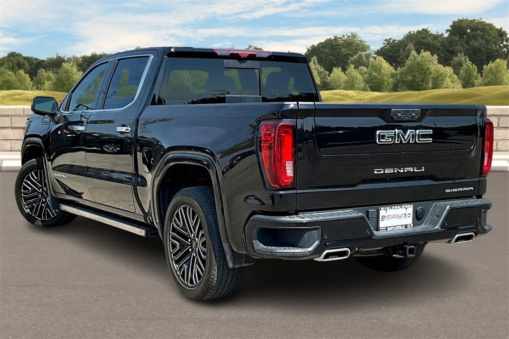 Used 2022 GMC Sierra 1500 Denali Ultimate image 9