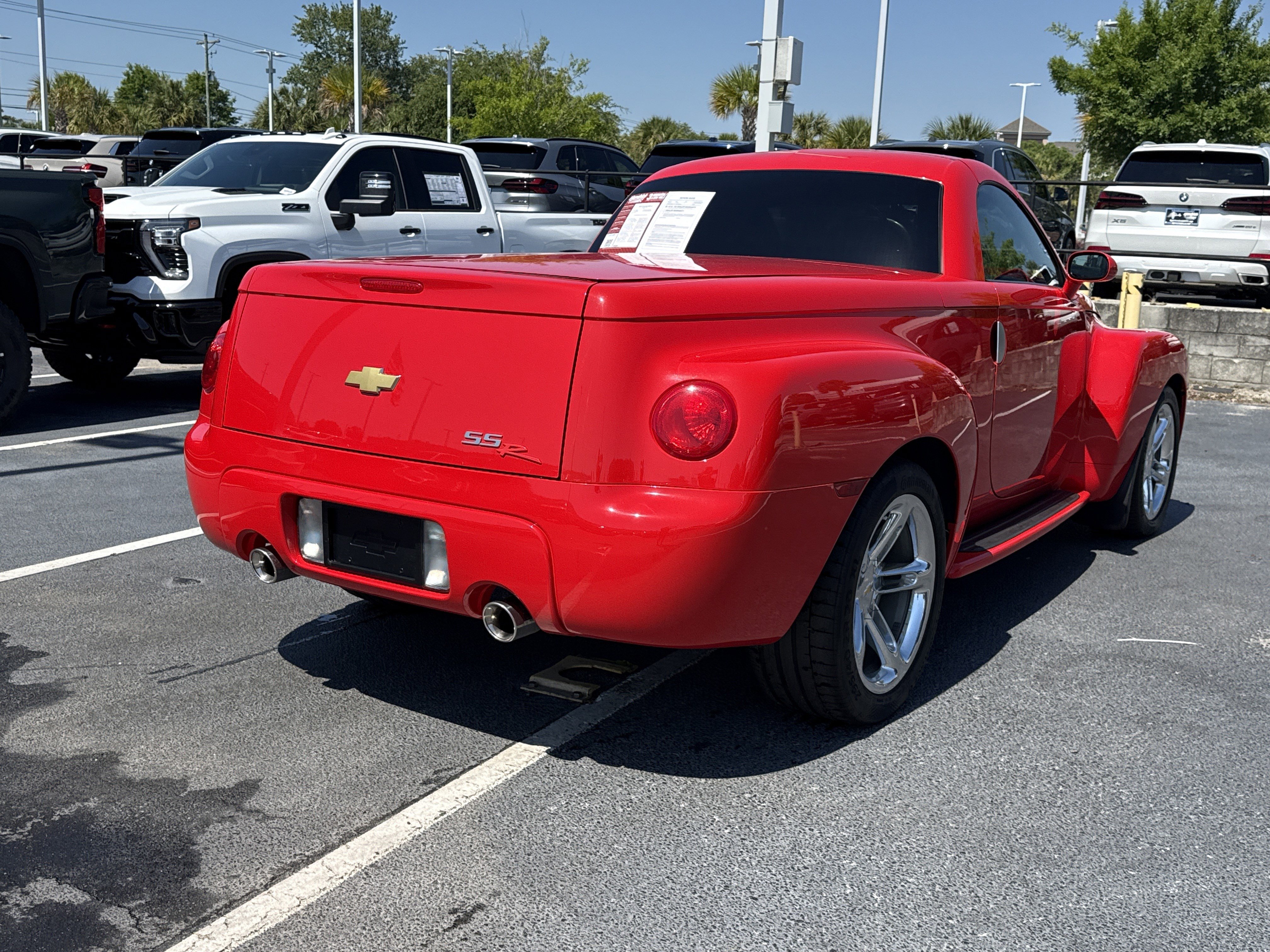 Used 2005 Chevrolet SSR w/ Preferred Equipment Group RWD image 20