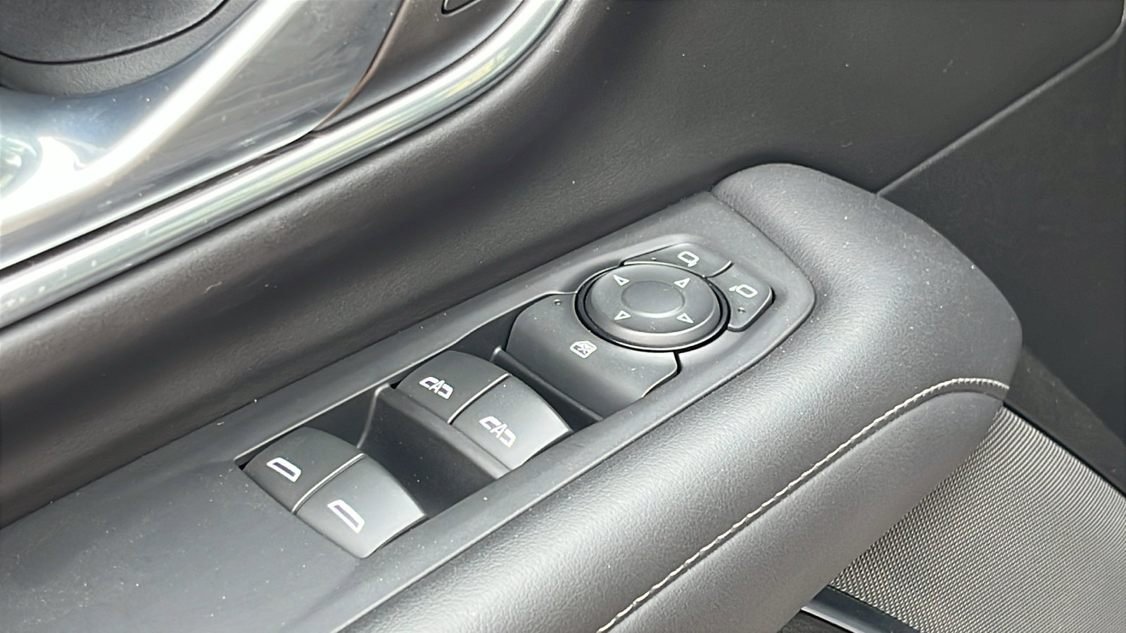 Certified 2023 Chevrolet Tahoe LS w/ Driver Alert Package image 12