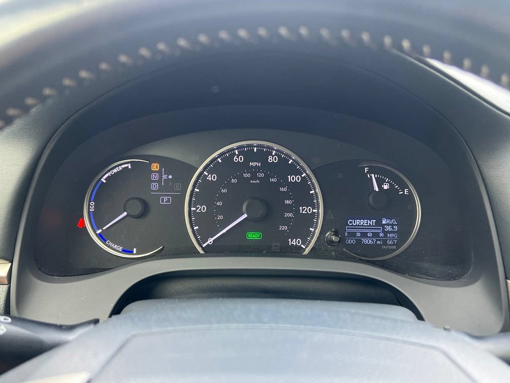 Used 2015 Lexus CT 200h w/ Seat Comfort Package FWD image 24