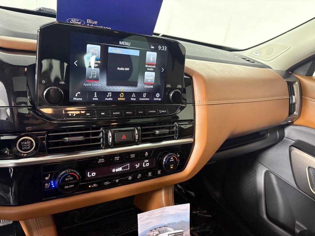 Used 2023 Nissan Pathfinder Platinum AWD/4WD image 18