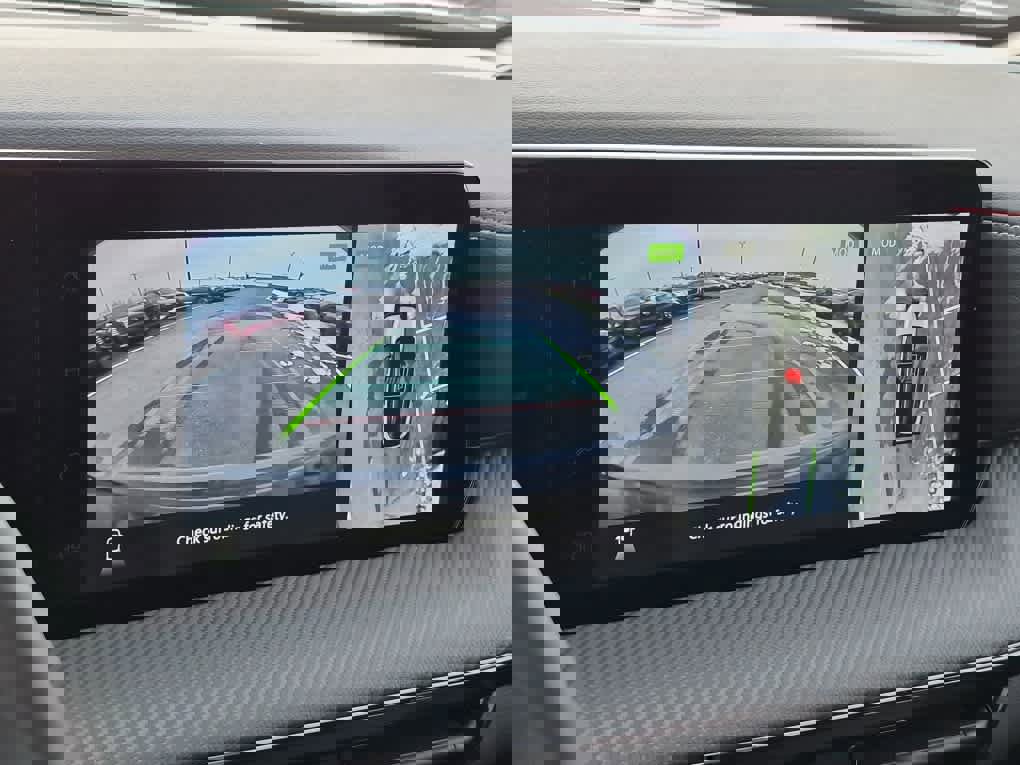 New 2026 Nissan Kicks SR w/ Cold Weather Package AWD/4WD image 13