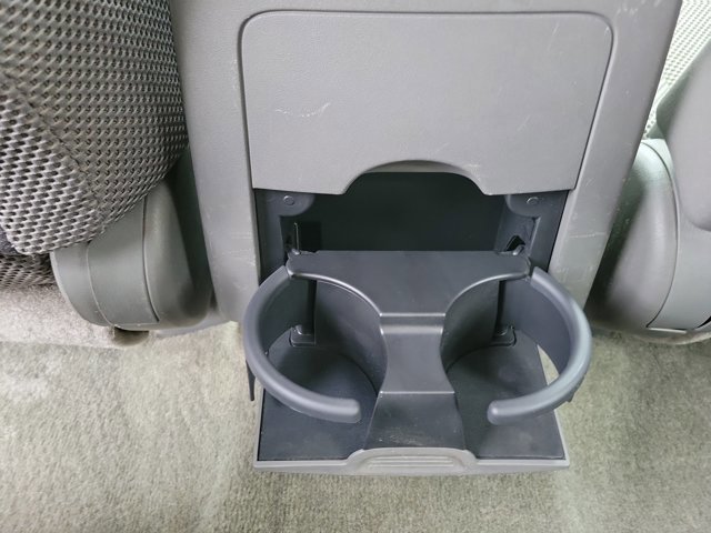 Used 2014 Nissan Frontier SV image 12