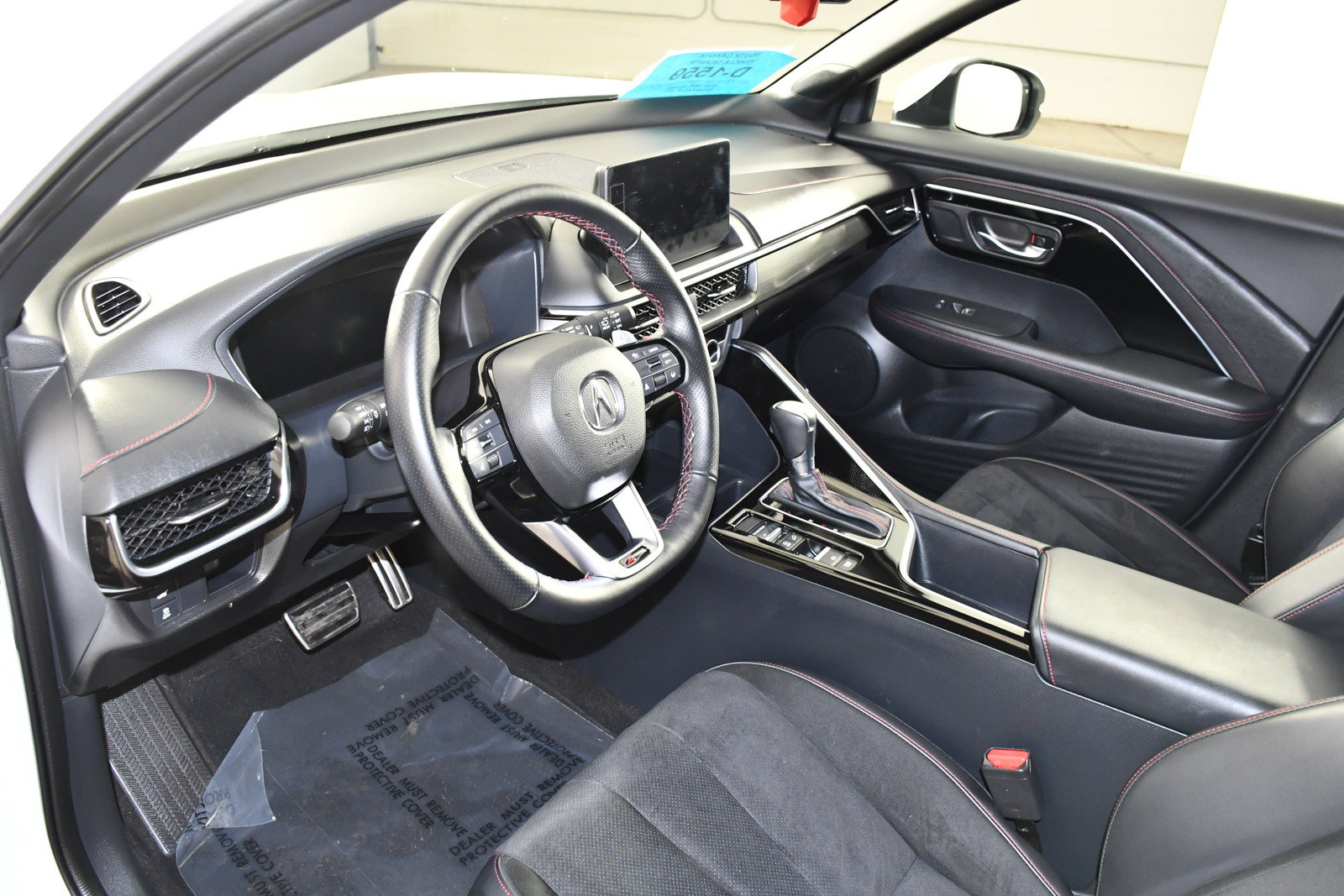 Certified 2025 Acura ADX A-Spec AWD/4WD image 2