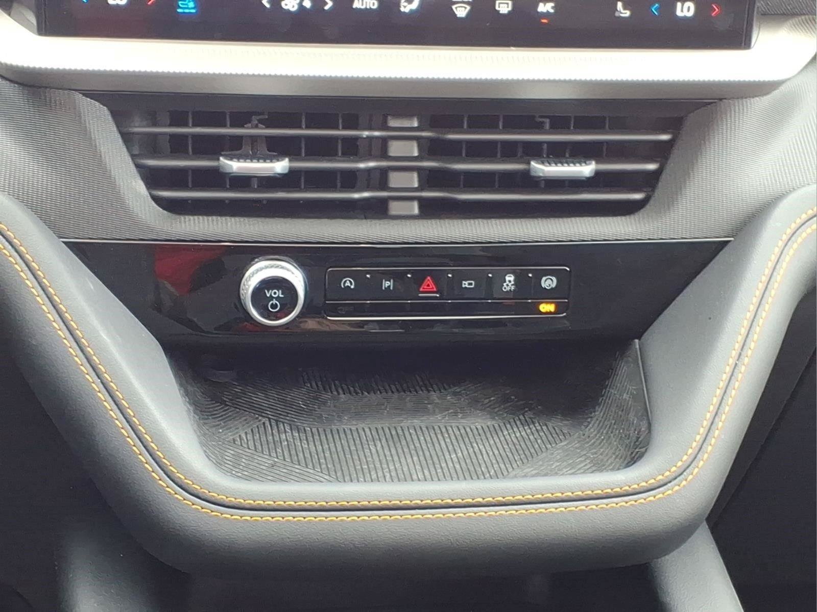 Used 2026 Ford Explorer Tremor w/ Tremor Ultimate Package AWD/4WD image 13