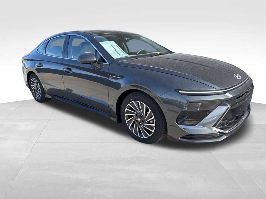 New 2026 Hyundai Sonata Limited image 2