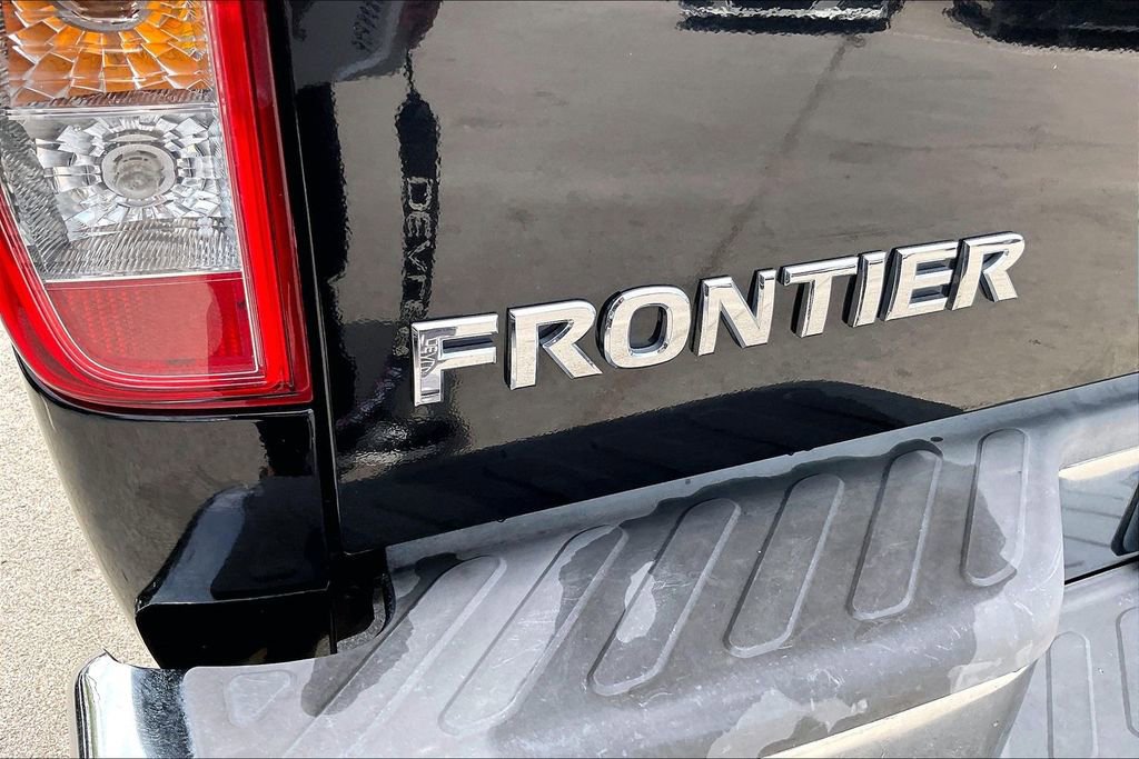 Used 2016 Nissan Frontier SV RWD image 39