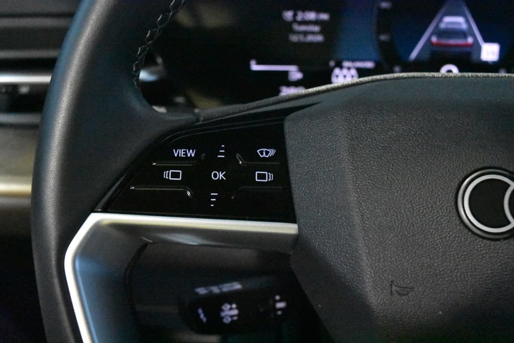 Certified 2025 Audi Q5 Premium Plus w/ Premium Plus AWD/4WD image 8