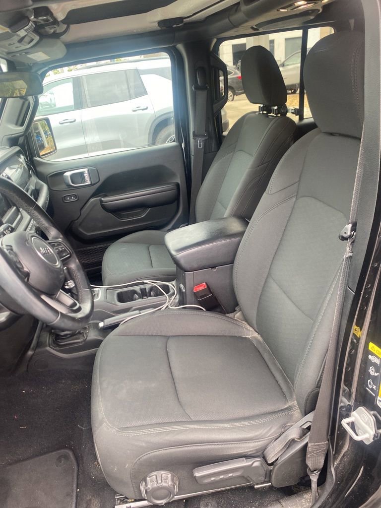 Used 2020 Jeep Wrangler Unlimited Sport image 9