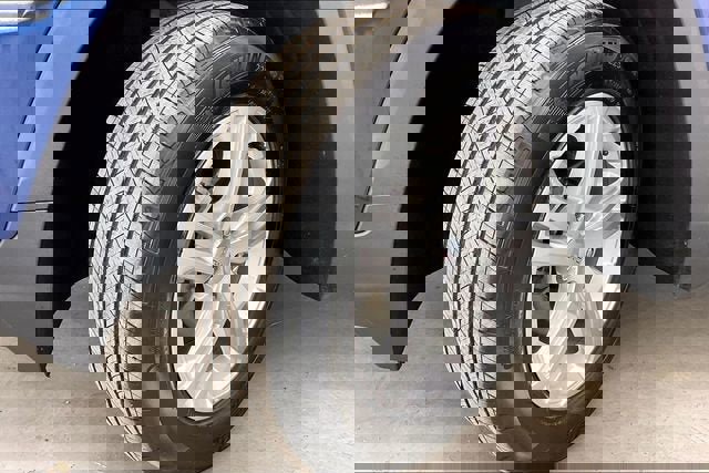 Certified 2022 GMC Terrain SLE w/ Driver Convenience Package image 33