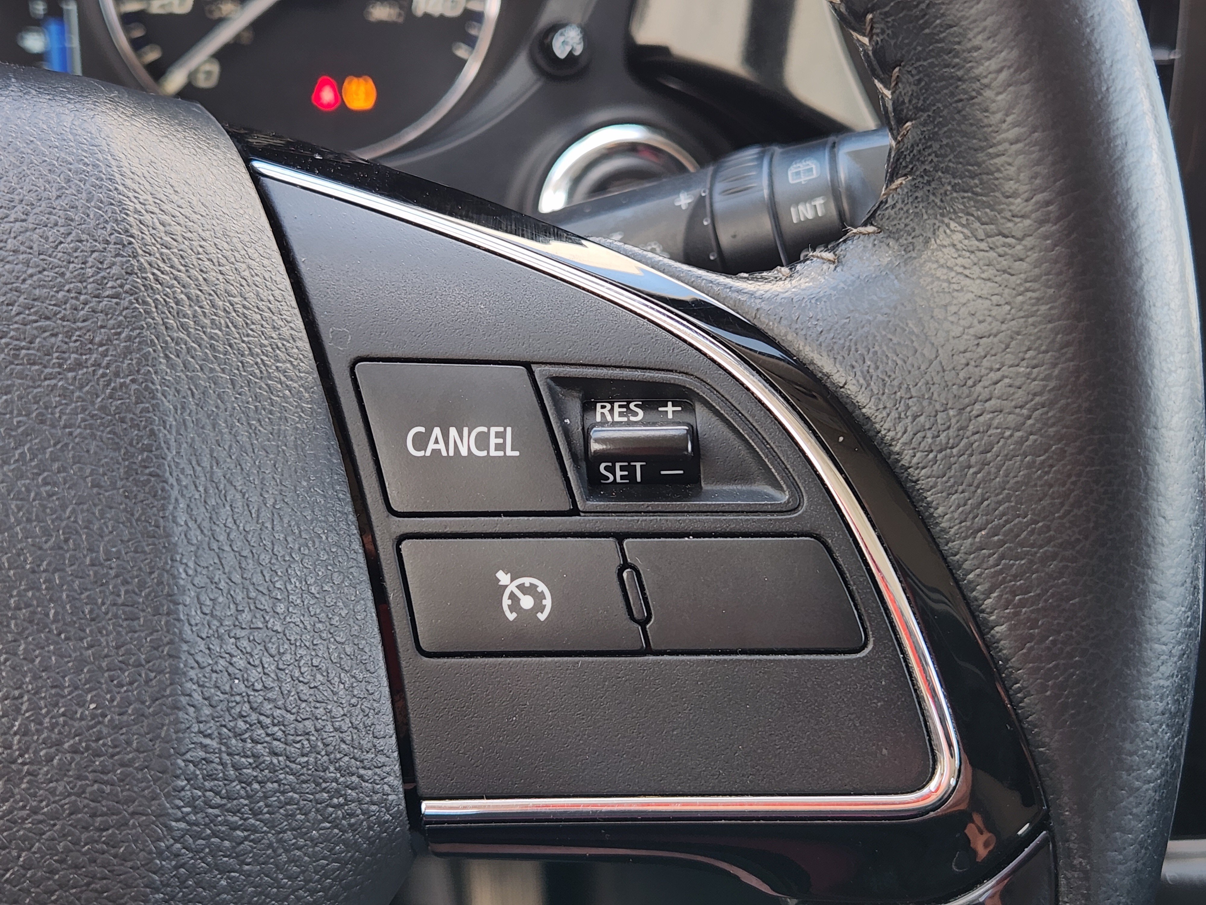 Used 2020 Mitsubishi Outlander SE FWD image 30