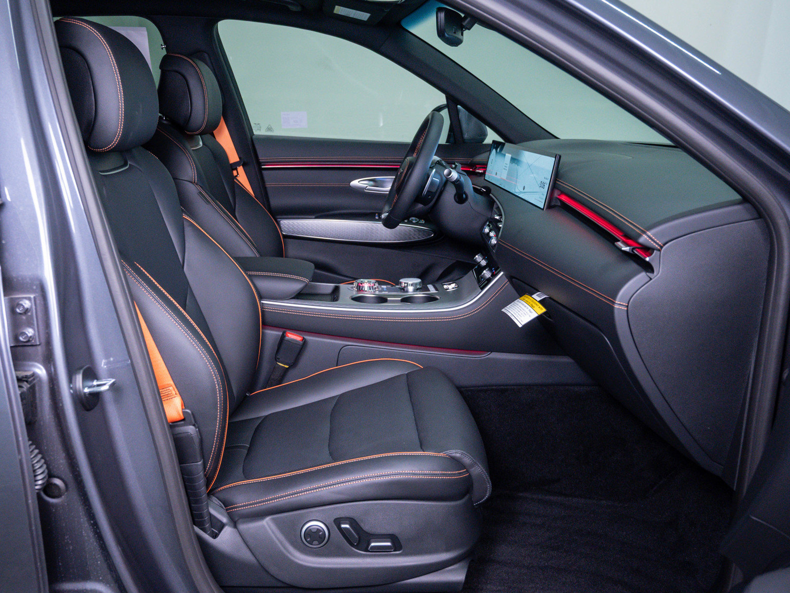 Used 2026 Genesis GV70 2.5T Sport Prestige image 11