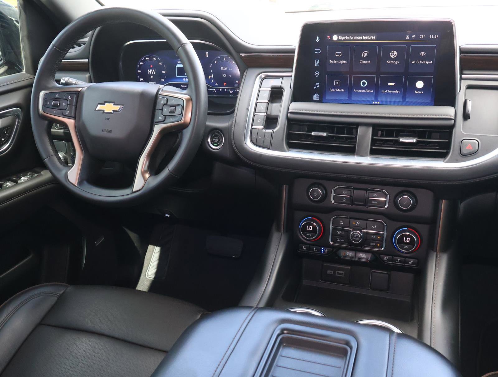 Used 2024 Chevrolet Suburban High Country image 13