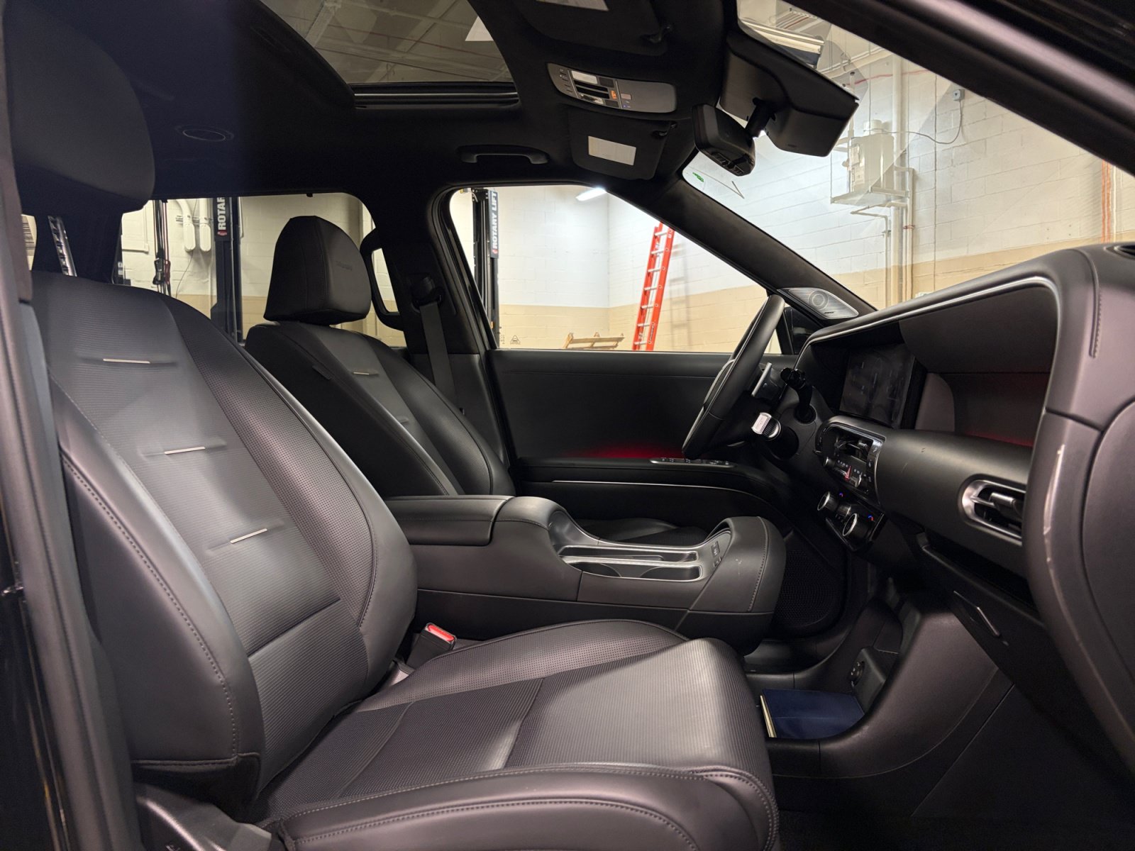 Used 2026 Hyundai Palisade Calligraphy AWD/4WD image 33