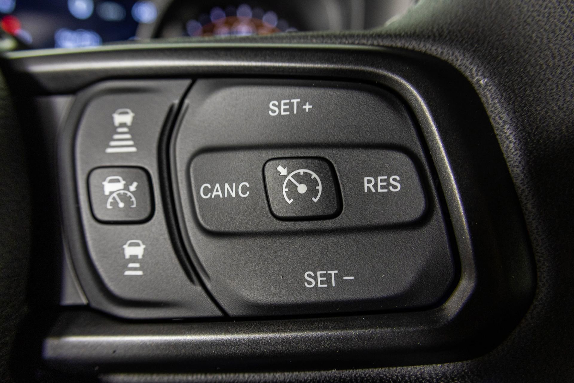 New 2026 Jeep Gladiator Sport AWD/4WD image 34