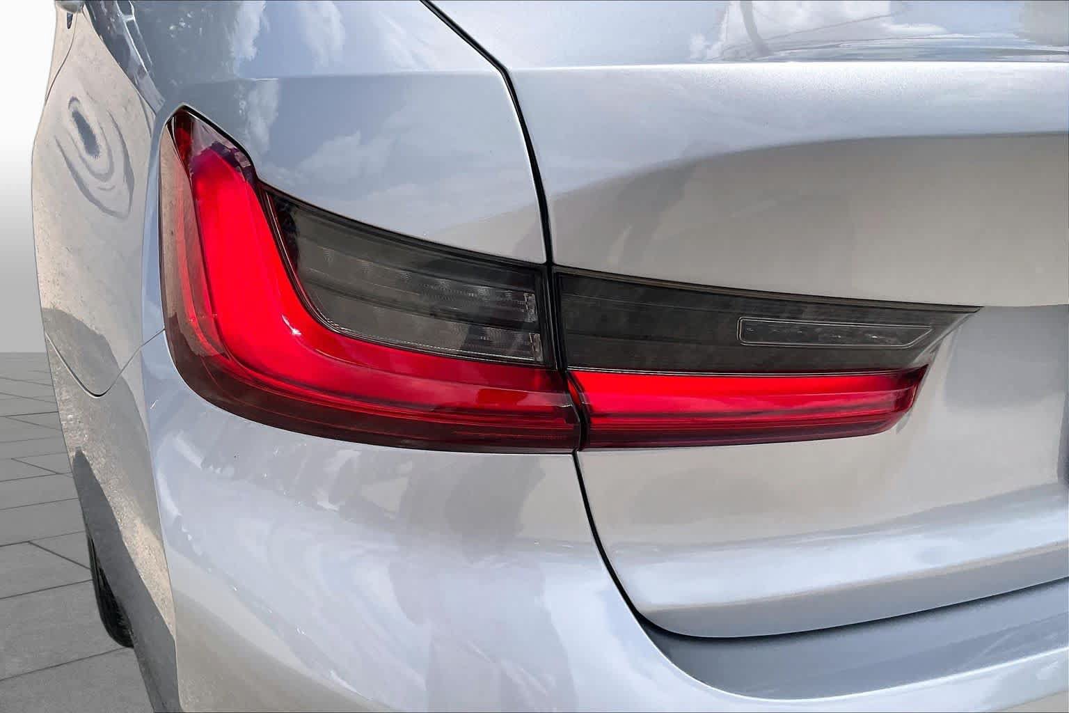 Used 2019 BMW 330i Sedan RWD image 28