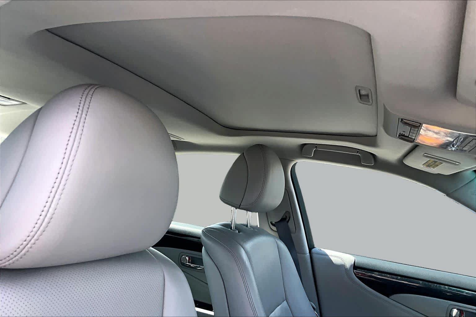 Used 2012 Lexus LS 460 AWD w/ Luxury Value Edition image 13