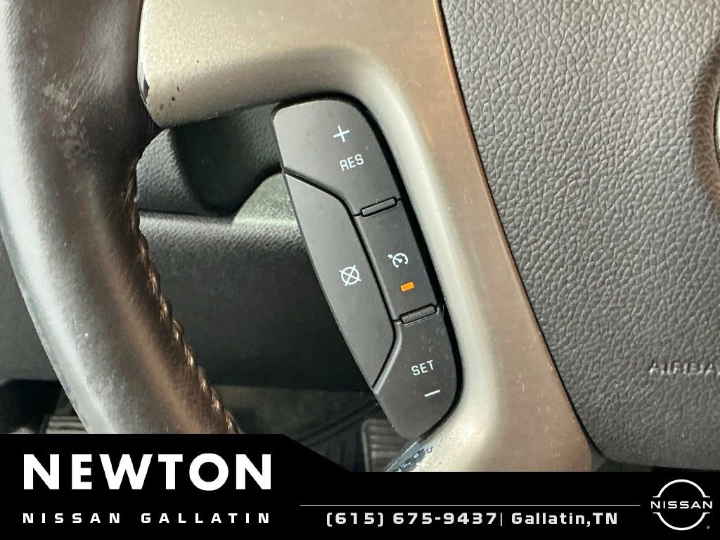 Used 2013 Chevrolet Avalanche LS w/ All-Star Edition RWD image 28