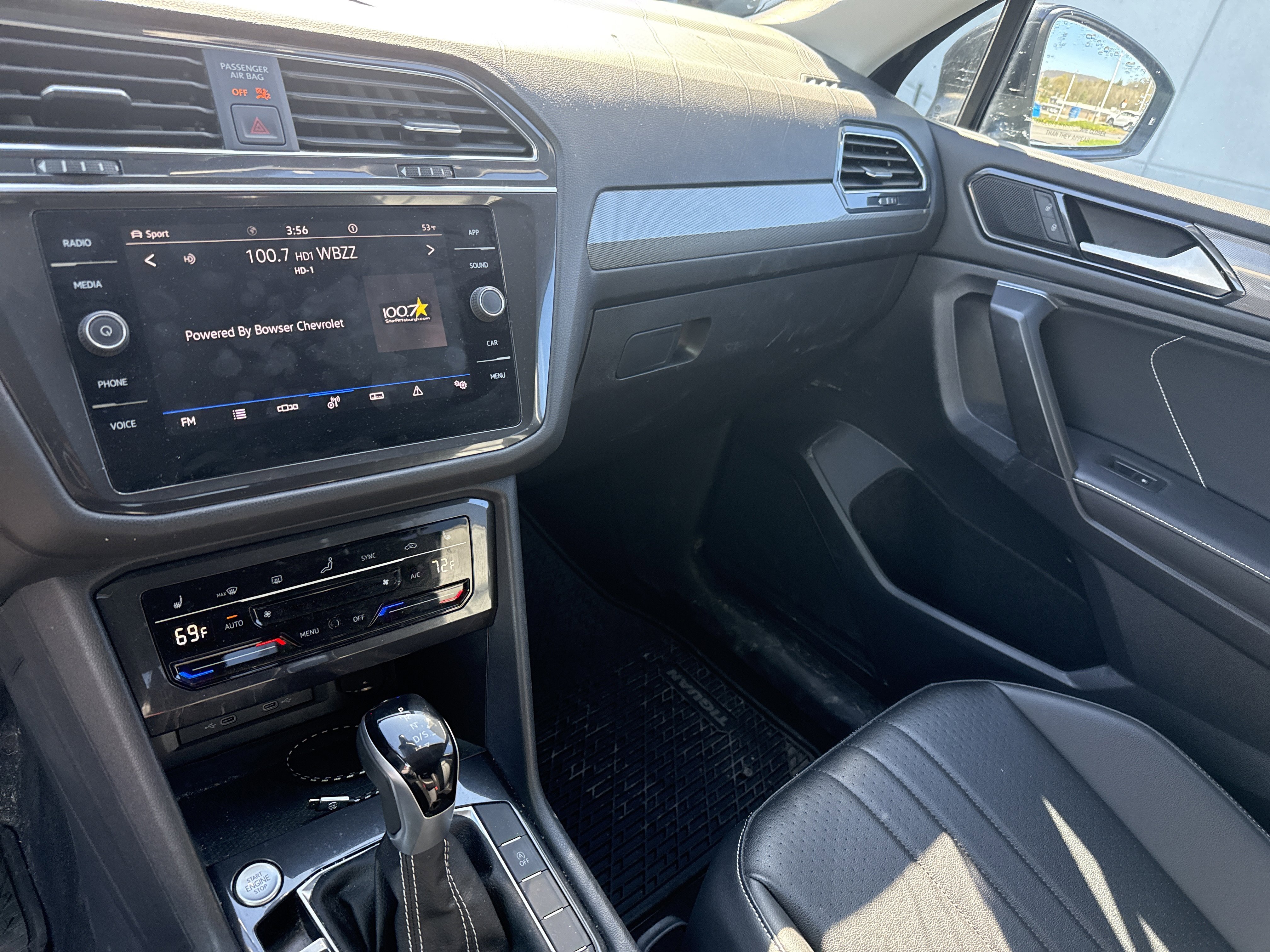 Used 2022 Volkswagen Tiguan SE image 10