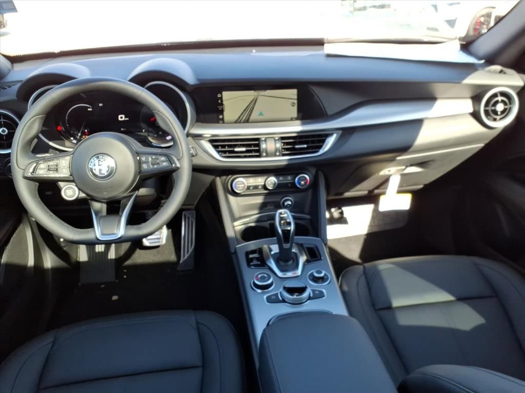 New 2026 Alfa Romeo Stelvio Sprint w/ Convenience Package image 12