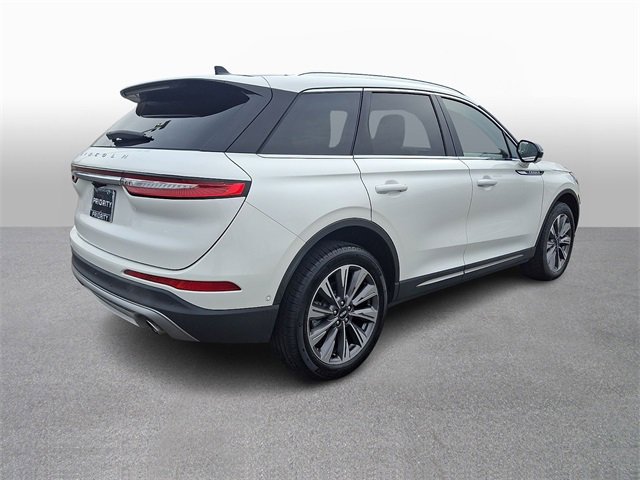 Used 2022 Lincoln Corsair Reserve w/ Equipment Group 201A image 4