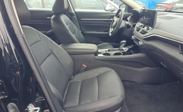 Used 2024 Nissan Altima 2.5 SL image 7