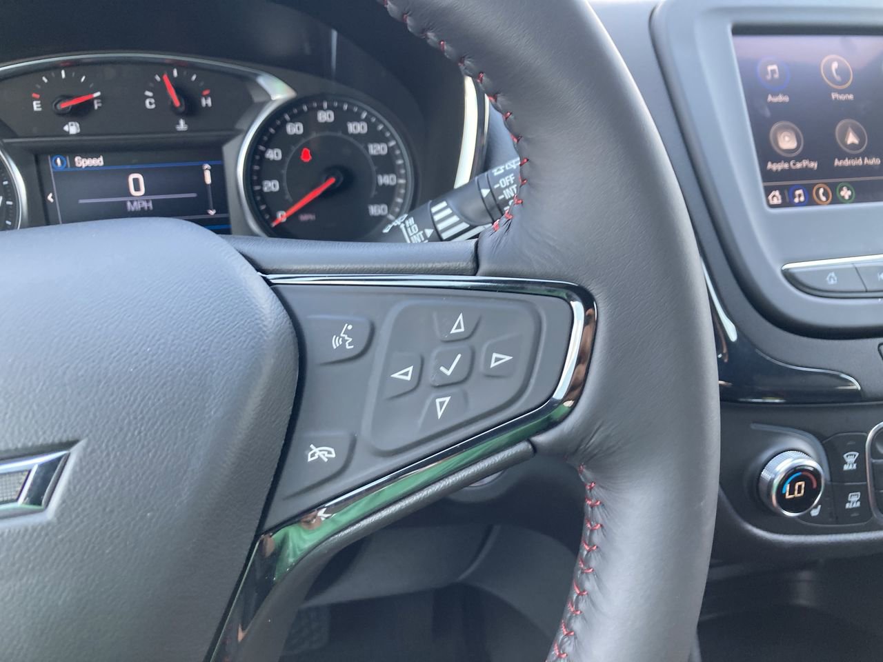 Used 2022 Chevrolet Equinox RS w/ LPO, Floor Liner Package AWD/4WD image 29