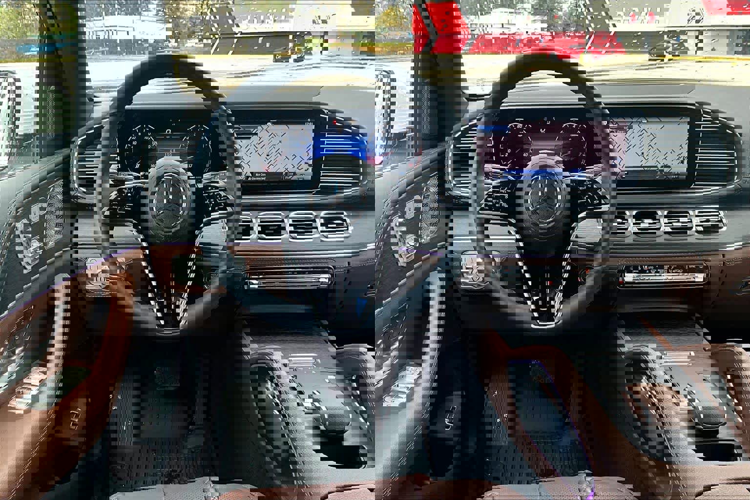 Used 2024 Mercedes-Benz GLE 350 4MATIC image 5