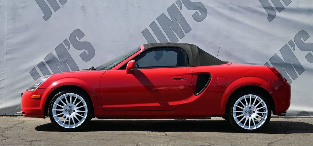 Used 2002 Toyota MR2 image 5