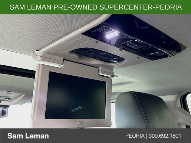 Used 2019 Chevrolet Suburban Premier image 27