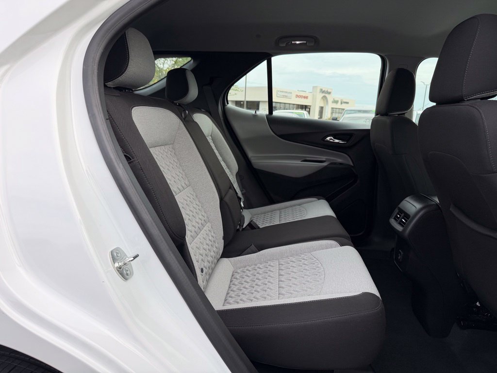 Used 2024 Chevrolet Equinox LS w/ Driver Confidence II Package FWD image 30