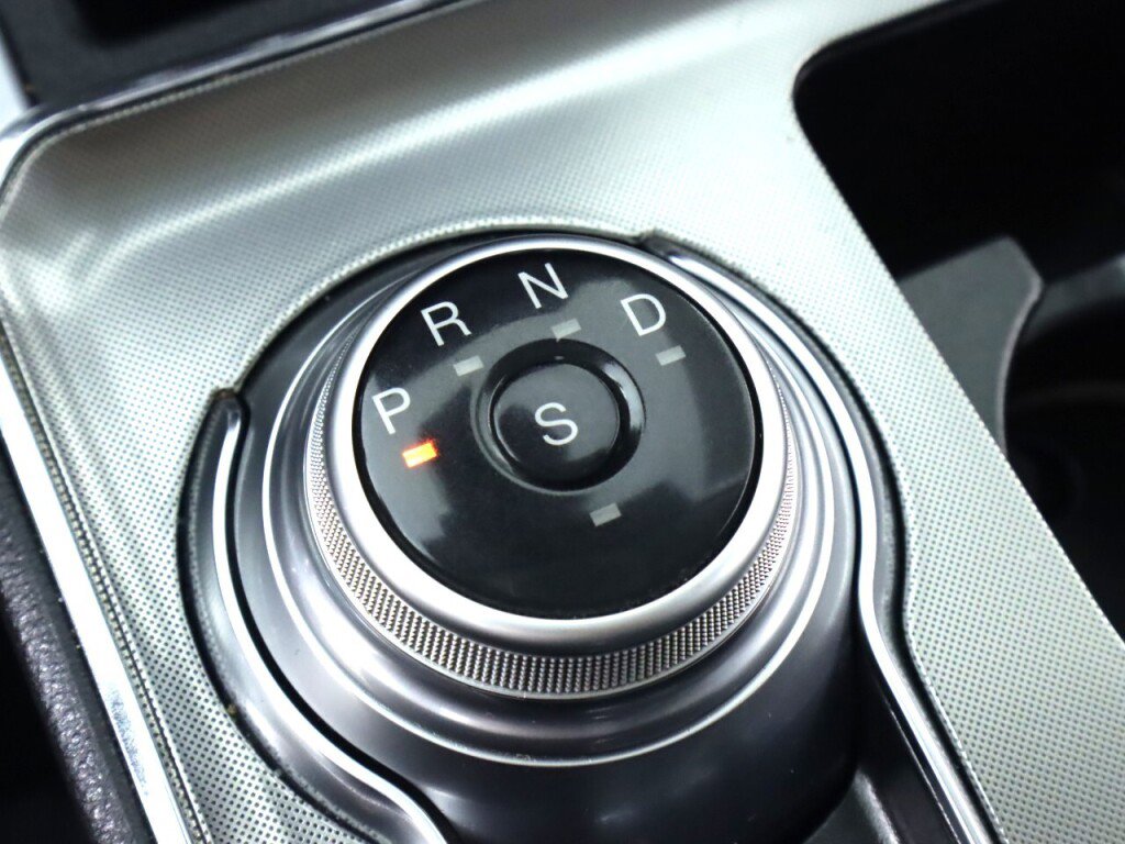 Used 2022 Ford Edge Titanium image 21