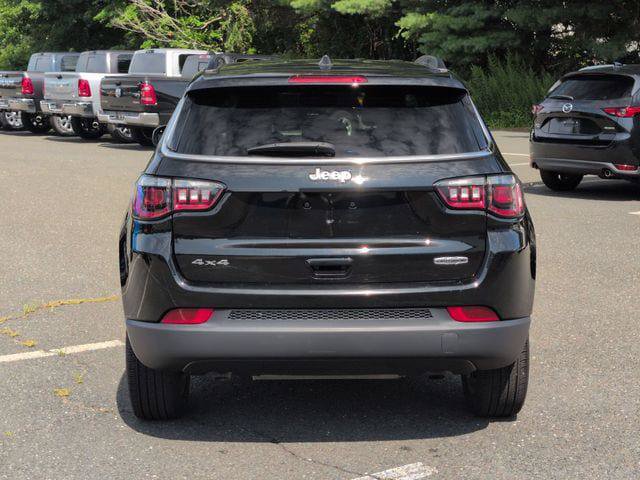 Certified 2023 Jeep Compass Latitude AWD/4WD image 7