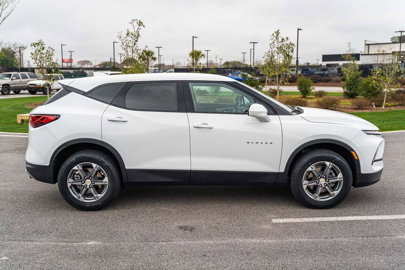 Used 2025 Chevrolet Blazer LT image 8