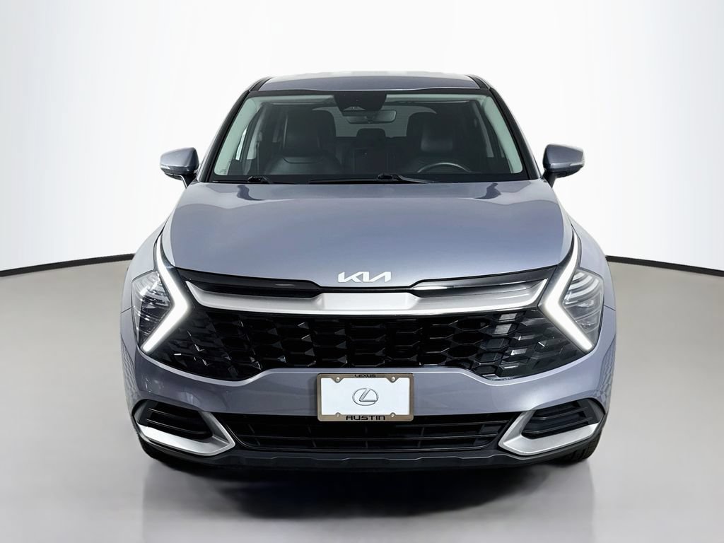 Used 2024 Kia Sportage EX FWD image 2