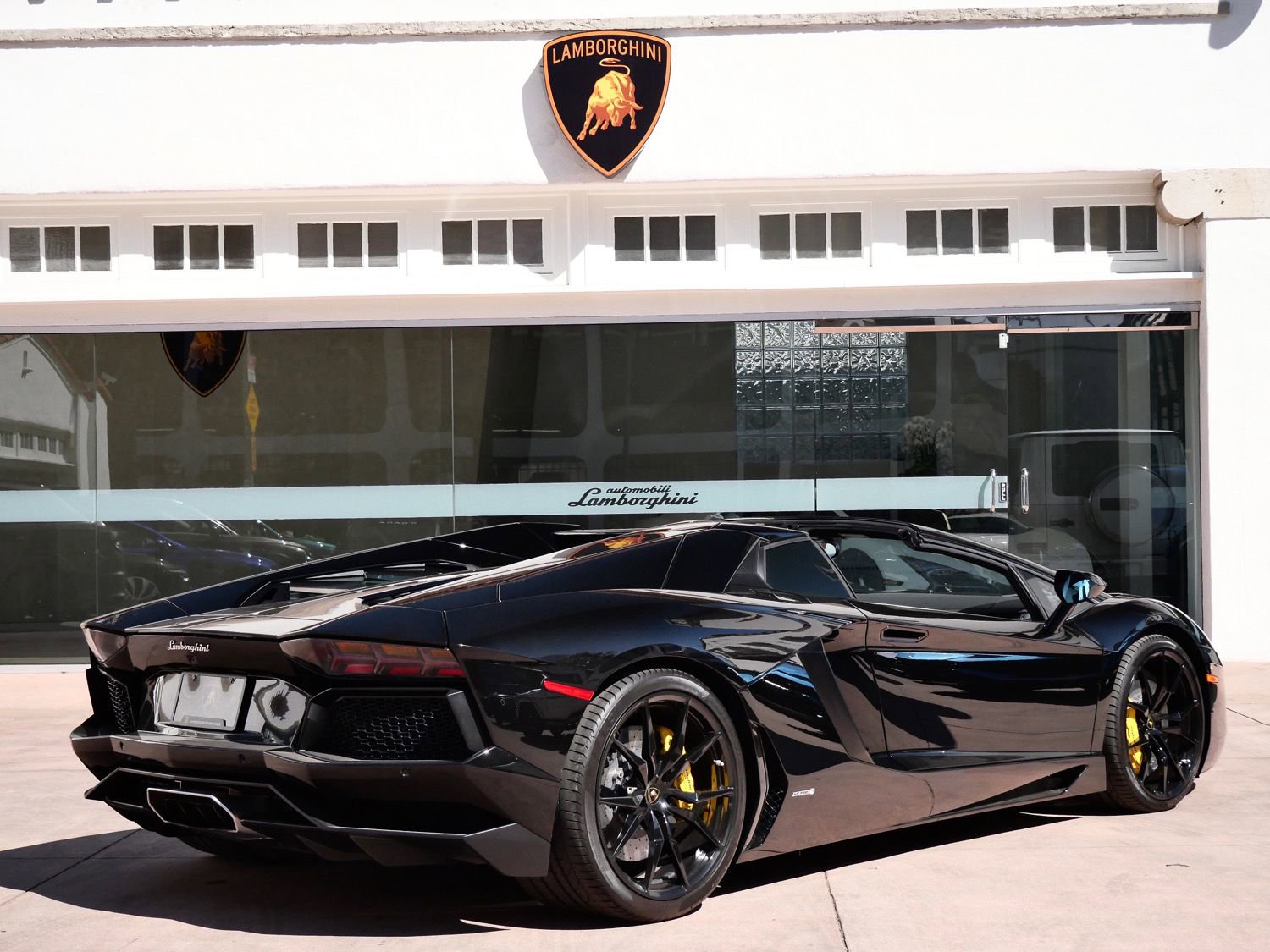 Used 2014 Lamborghini Aventador LP 700-4 AWD/4WD image 3