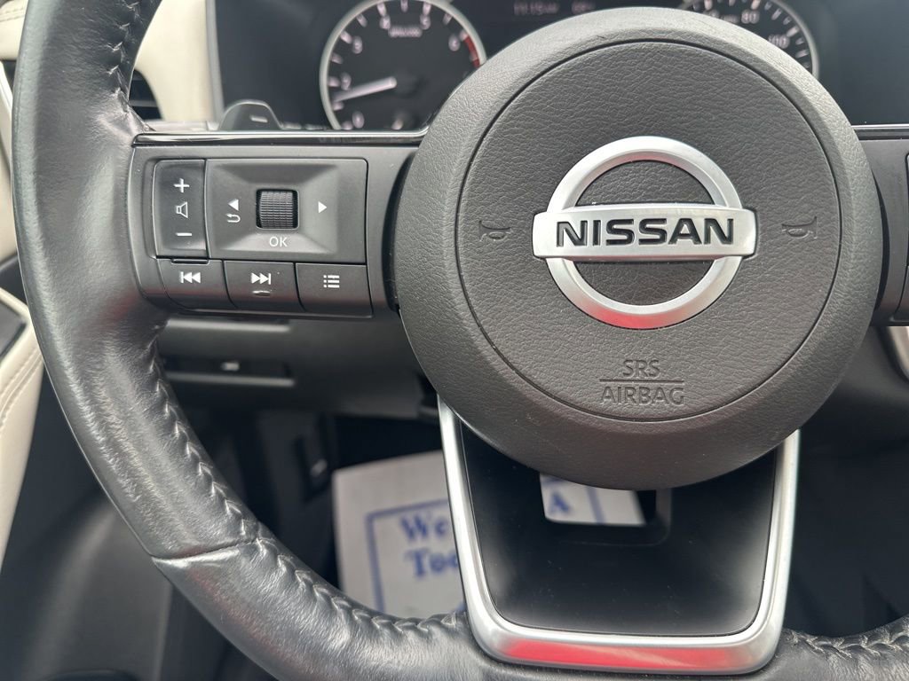 Used 2021 Nissan Rogue SV w/ Premium Package FWD image 16