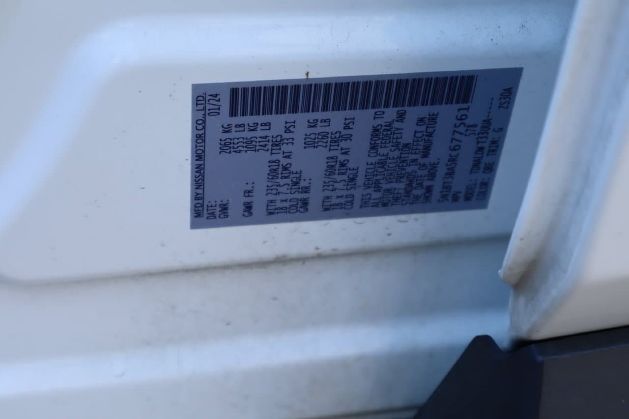 Used 2024 Nissan Rogue SV FWD image 28