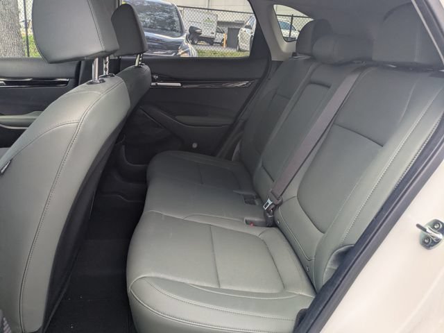 Certified 2025 Kia Seltos SX w/ SX Sunroof Package AWD/4WD image 10