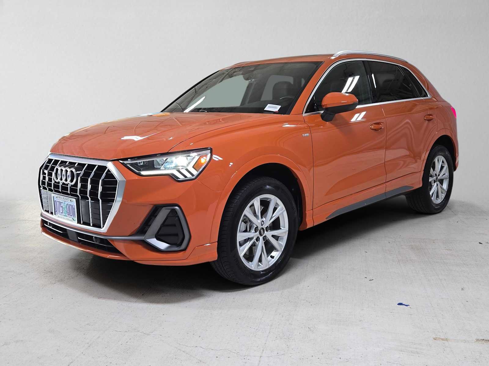 Used 2023 Audi Q3 2.0T Premium AWD/4WD image 7