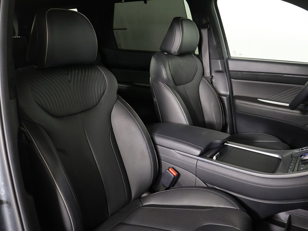 Used 2024 Hyundai Palisade Calligraphy image 37