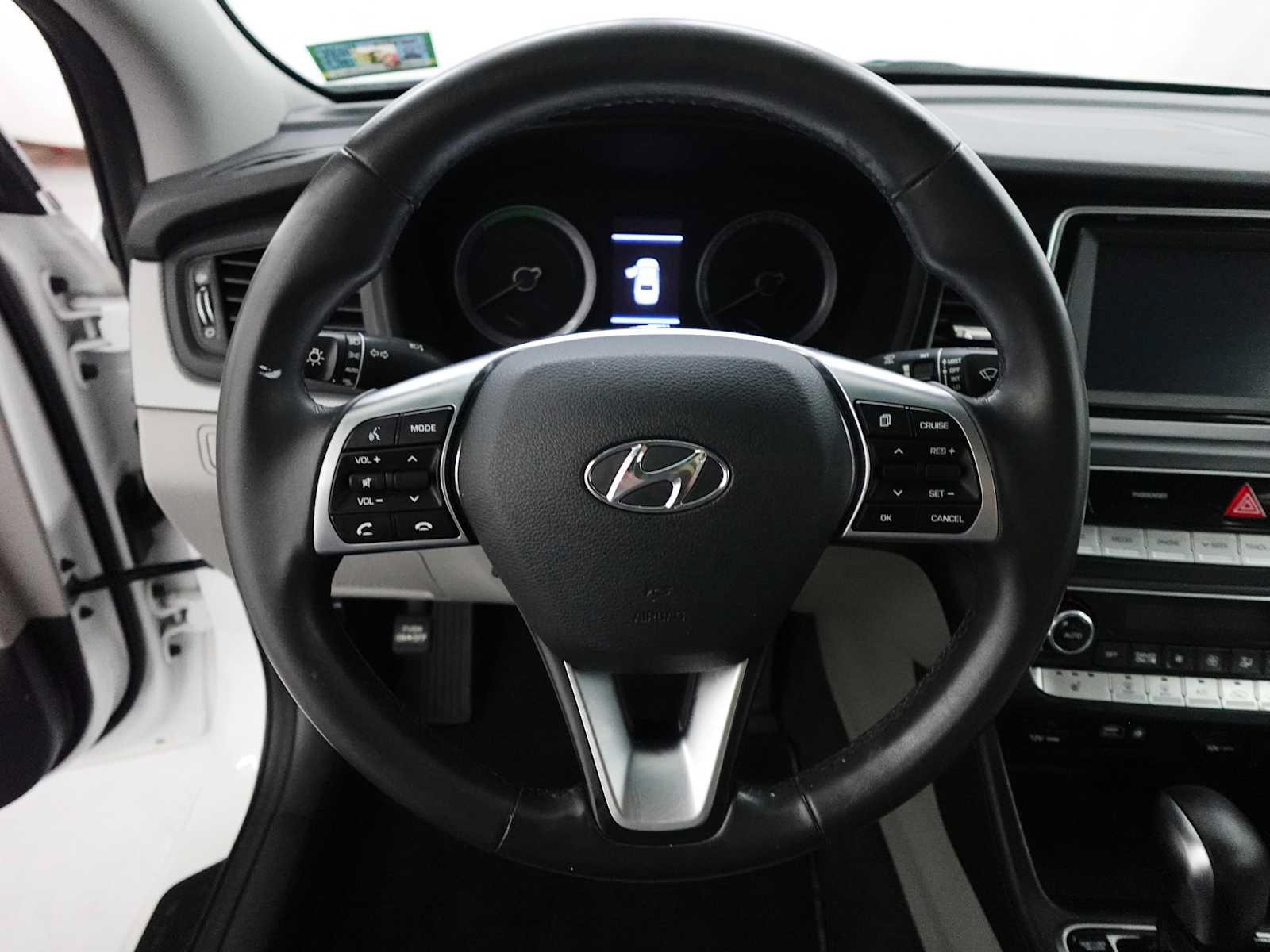 Used 2019 Hyundai Sonata Plug-In Hybrid FWD image 16