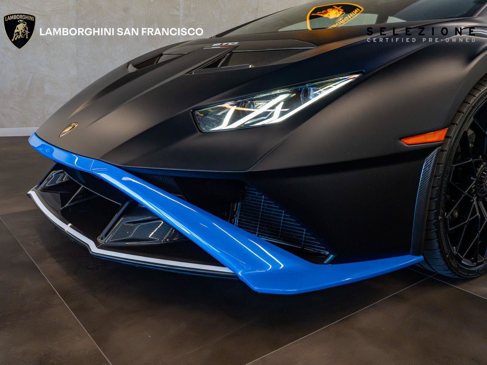 Used 2024 Lamborghini Huracan STO RWD image 18